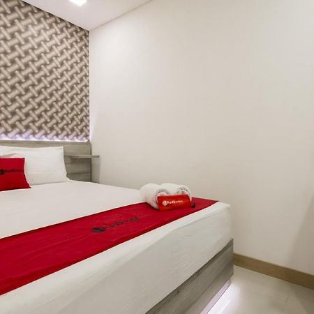 Reddoorz Syariah @ Griya Shanta Malang Eksteriør billede